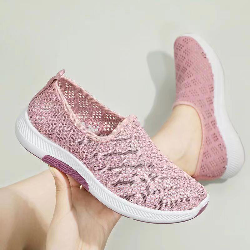 Breathable casual shoes soft-soled anti-slip summer net shoes