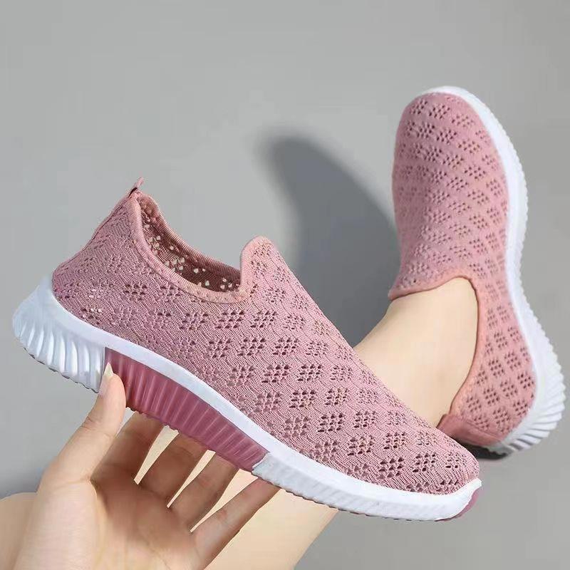 Breathable casual shoes soft-soled anti-slip summer net shoes