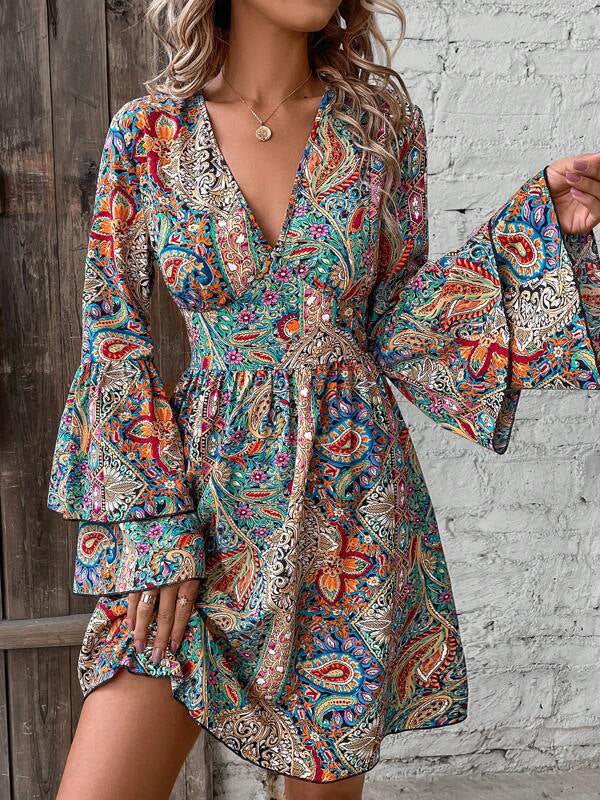 Elegant Women's Paisley Printed V-neck Dress