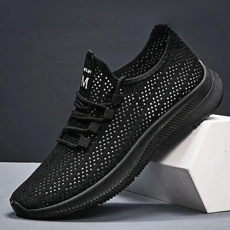 Casual thin mesh running shoes