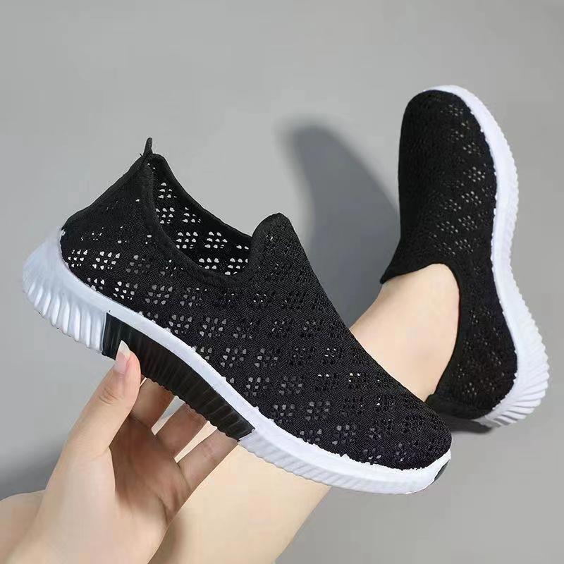 Breathable casual shoes soft-soled anti-slip summer net shoes